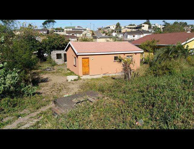 2 BEDROOM HOUSE FOR SALE IN UMLAZI J